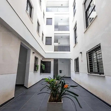 With Parking And Patio - Center By Rems