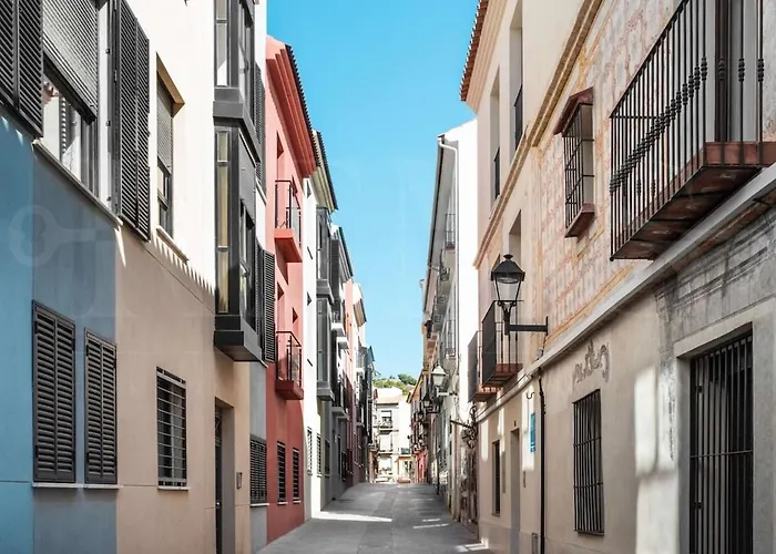 With Parking And Patio - Center By Rems דירה *